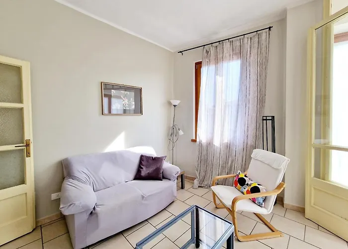 Апартаменти Center View Бардоліно