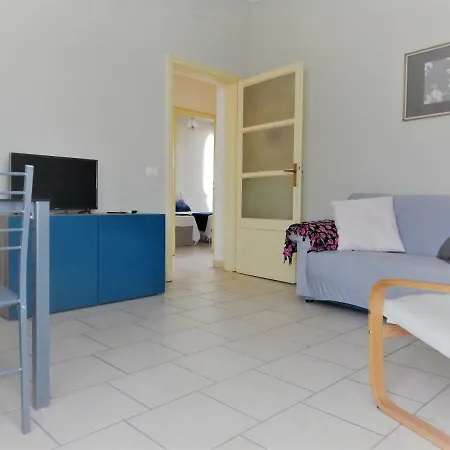 Center View Apartment