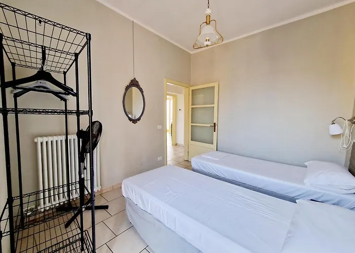 דירה Center View